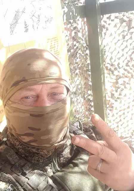 Я Виталя, 40, из Энсхеде, ищу знакомство для общения