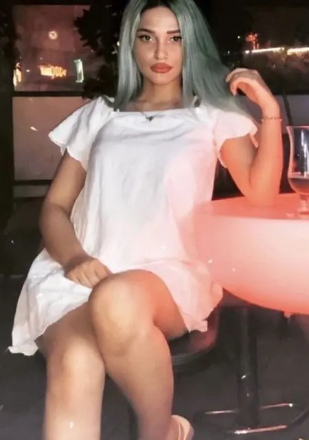 Aynaz из Стамбула