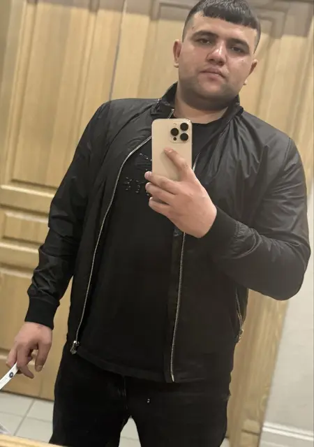 Я Сергей, 27, знакомлюсь для открытые отношения в Энсхеде
