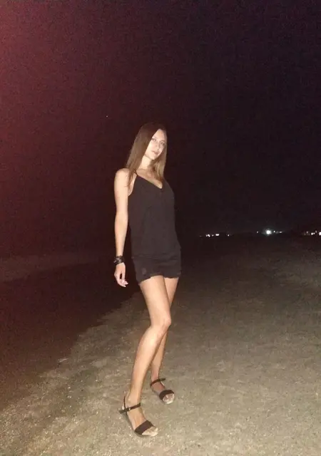 Я Арина И Борислав, 31 років, знайомлюсь на одну ніч у Харкові