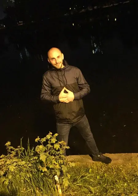 Артур из Кременчуга, мне 34, познакомлюсь на одну ночь