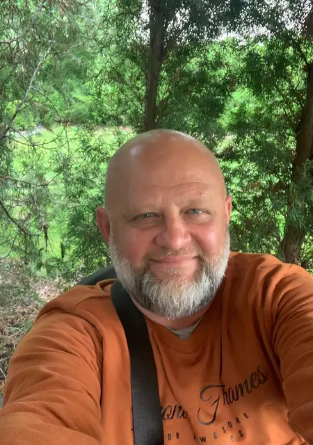 Я Edzo, 47, знакомлюсь для приятного времяпровождения в Днепре