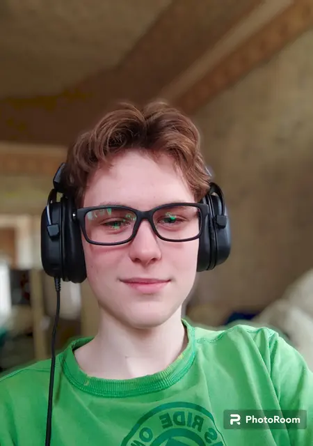 Матвей з Броварів, шукаю на сайті знайомства на одну ніч