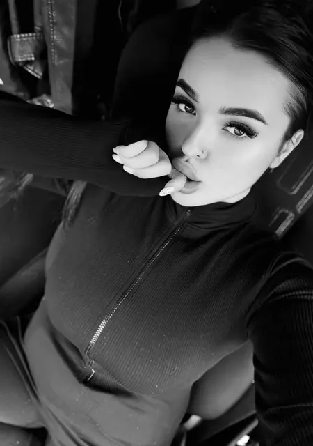 Я Yulia, 28, из Львова, ищу знакомство для совместных путешествий