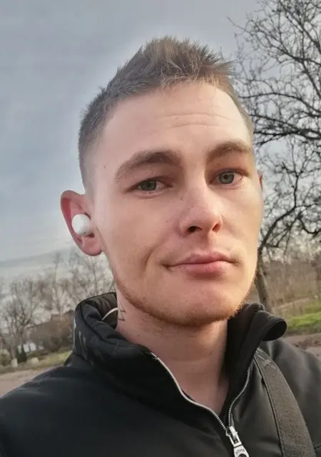 Влад з Костянтинівки, мені 24 років, познайомлюсь на одну ніч