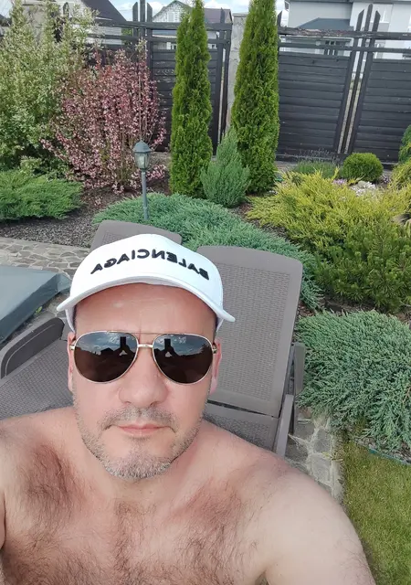 Я Евгений, 43 років з Маріуполя, шукаю знайомство для постійних стосунків