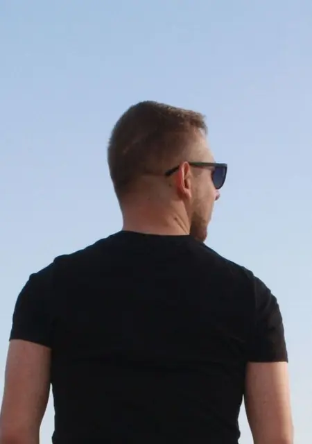 Я Emre, 25, знакомлюсь в Стамбуле