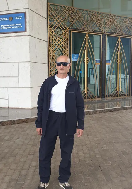 Я Роман, 49, из Астаны, ищу знакомства без обязательств