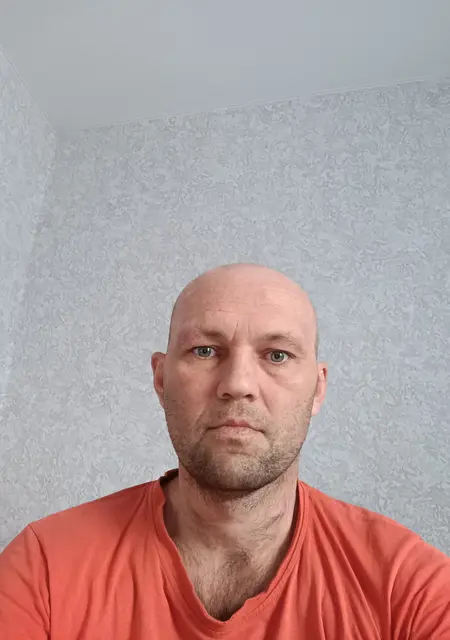 Николай из Осиповичей, мне 43, познакомлюсь для приятного времяпровождения
