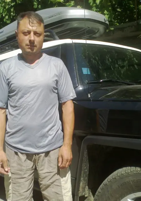 Пётр из Кишинёва, мне 46, познакомлюсь на одну ночь