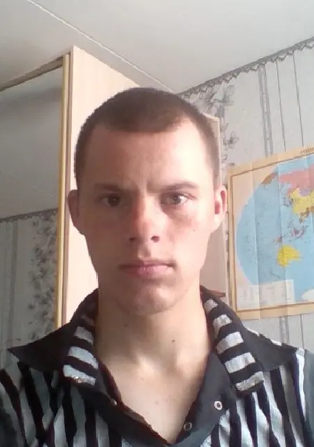 Я Алексей, 28, из Солигорска, ищу знакомства без обязательств