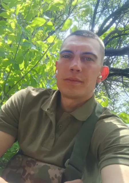 Виталий з Житомира, мені 31 років, познайомлюсь для постійних стосунків