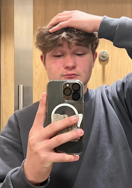 Я Filip, 19, знакомлюсь на одну ночь в Познани