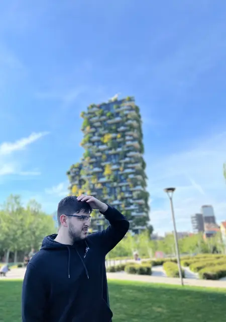 Я Simone, 23, из Катания, ищу знакомства без обязательств