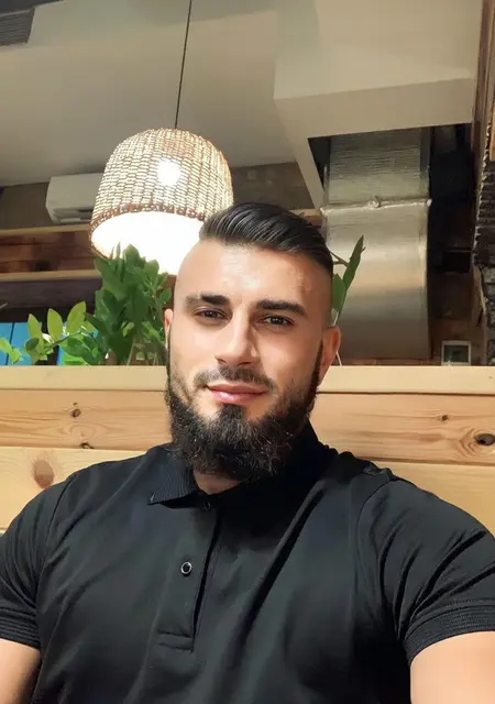 Юрій з Києва, мені 29 років, познайомлюсь для дружби