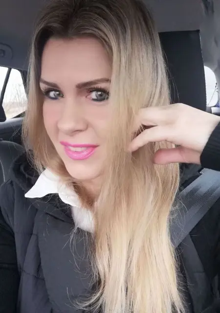 Я Anna, 45, знакомлюсь в Варшаве