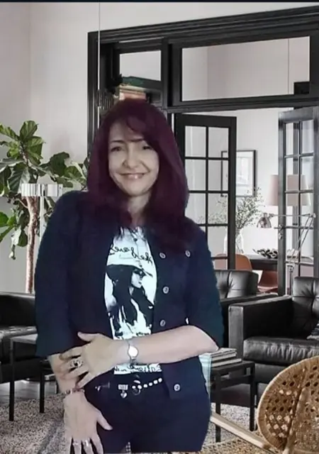 Я Gina, 43, знакомлюсь в Мадриде