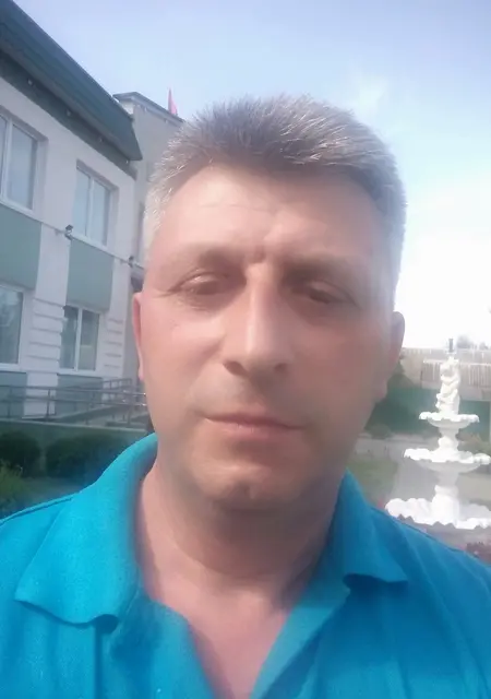 Я Василий, 48, знакомлюсь на одну ночь в Поставах
