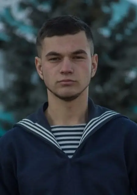 Я Viktor, 20, знакомлюсь на одну ночь в Приморско