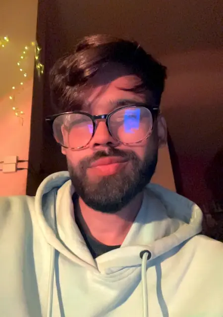 Suspicious из Колката, мне 22, познакомлюсь для общения