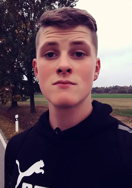 Jindra из Брно, мне 25, познакомлюсь для общения