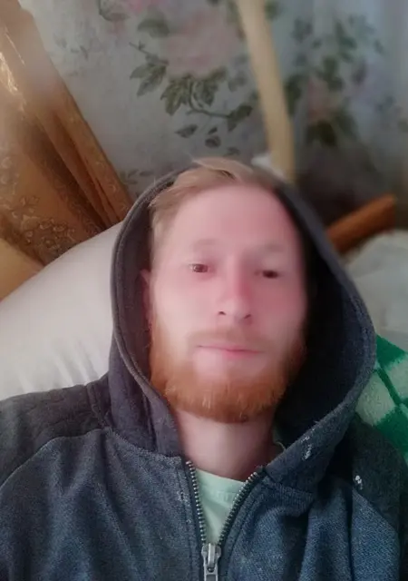 Я Павел, 31, из Новополоцка, ищу знакомства без обязательств