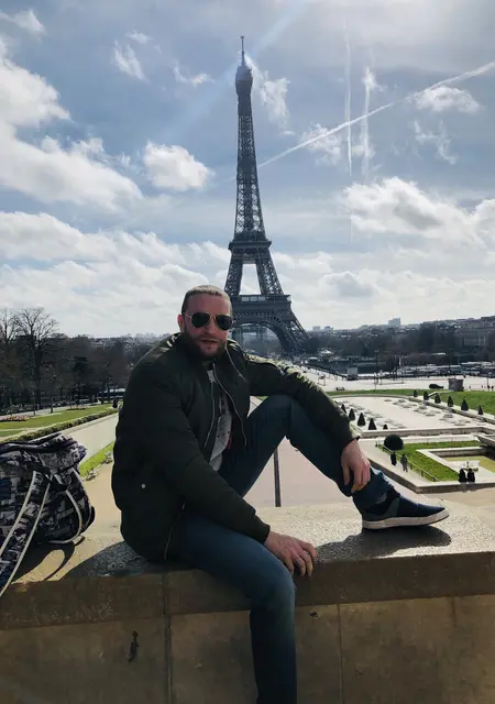 Стас з Маріуполя, мені 39 років, познайомлюсь для спілкування