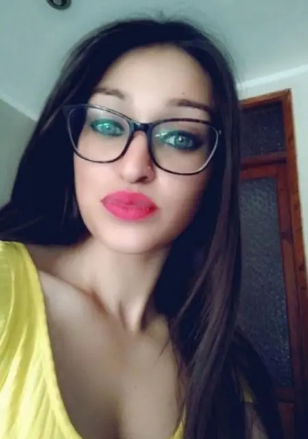 Я Rosalia Mirrione, 29, из Рима, ищу знакомство