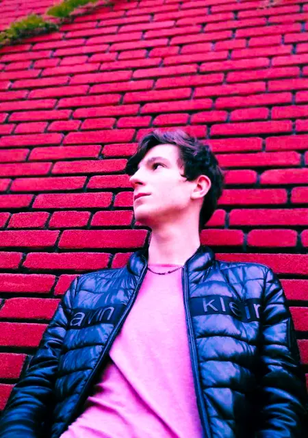 Max з Нікополя, мені 23 років, познайомлюсь на одну ніч