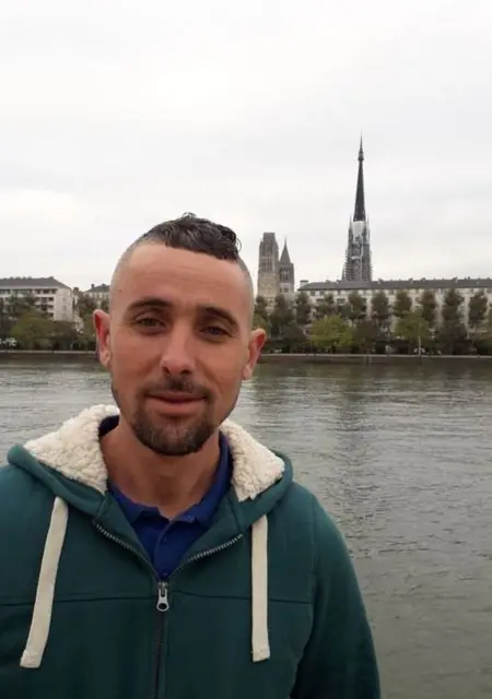 Я Jos, 31, знакомлюсь в Париже