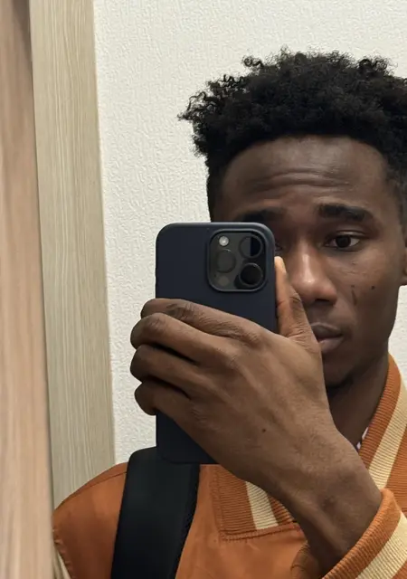 Я Andrew, 22, знакомлюсь для постоянных отношений в Риге