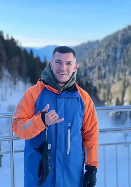 Я Ким, 29, из Дюссельдорфа, ищу знакомства без обязательств