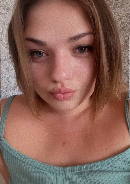 Маша з Одеси, шукаю на сайті знайомства на одну ніч