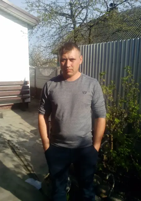 Я Vitali, 39, из Бобруйска, ищу знакомство для дружбы