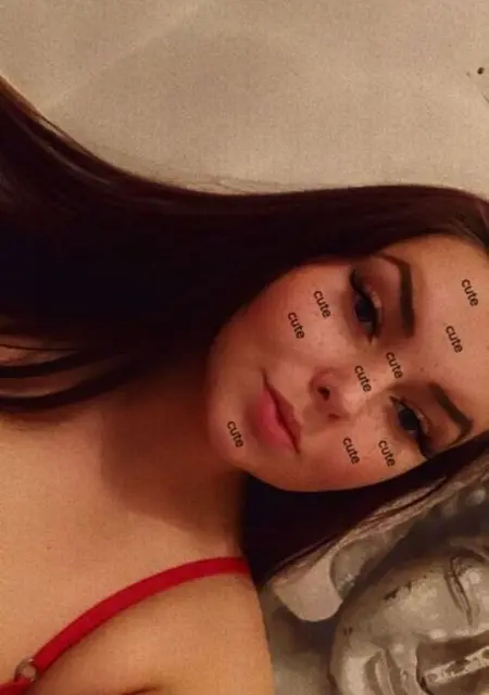 Я Holly, 18, из Лондона, ищу знакомство