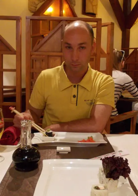 Я Виталий, 41 років з Білгород-Дністровський, шукаю знайомство для постійних стосунків