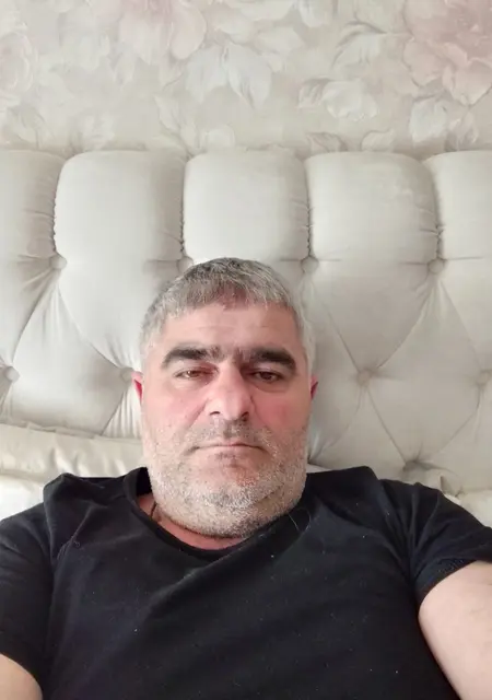 Акрам з Новопскова, мені 49 років, познайомлюсь без зобов'язань