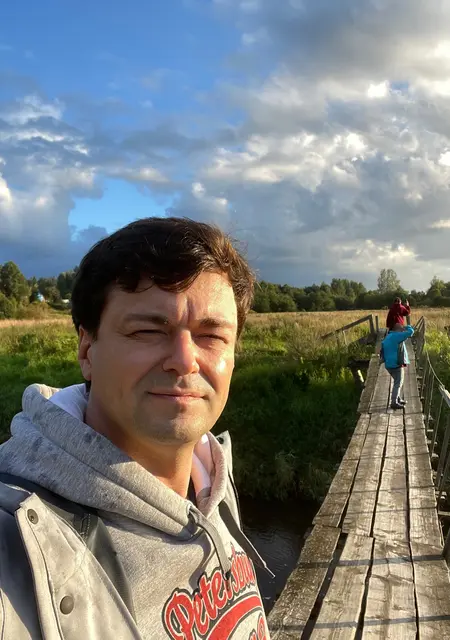 Я Павел, 40, из Тбилиси, ищу знакомство для приятного времяпровождения