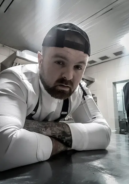 Я Роман, 36 років, знайомлюсь без зобов'язань у Маріуполі