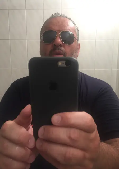 Nick из Турина, ищу на сайте приятное времяпровождение