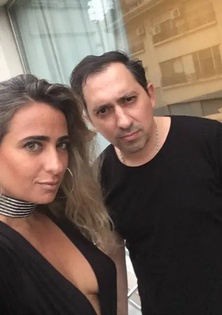 Я Sol Y Tomy, 43, знакомлюсь для приятного времяпровождения в Буэнос-айресе