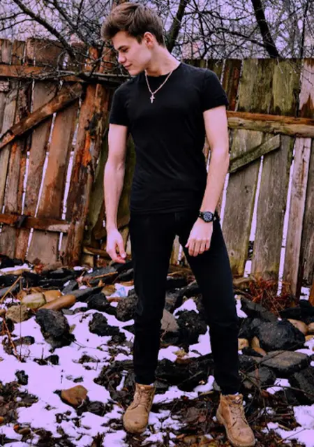 Maks з Чернівців, шукаю на сайті знайомства на одну ніч