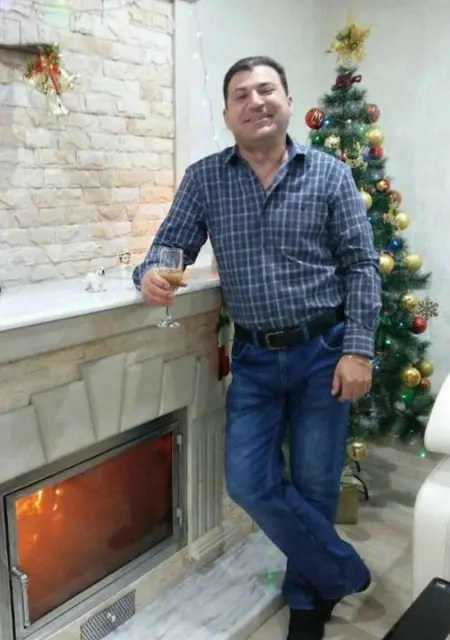 Ion из Лондона, мне 42, познакомлюсь