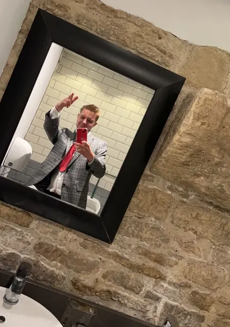 Я Endy, 24, из Оксфорд, ищу знакомство для приятного времяпровождения