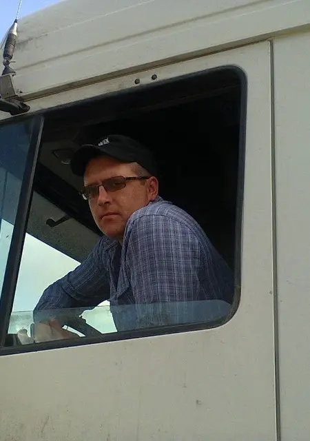 Дмитрий из Гродно, мне 42, познакомлюсь на одну ночь