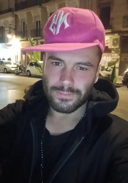 Я Luis Gabriel, 28, из Барселоны, ищу знакомство для постоянных отношений