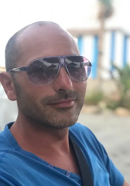 Sinerco из Мадрида, ищу на сайте вирта