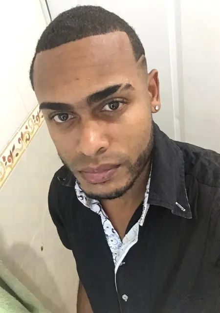 Luis из Санто-доминго Эста, мне 30, познакомлюсь для приятного времяпровождения