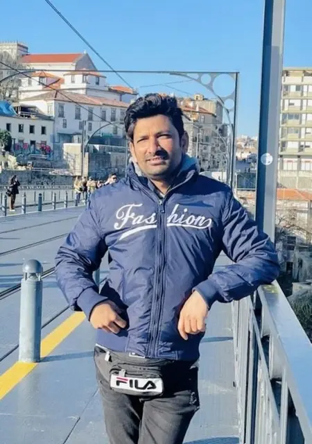 Zeeshan Younas из Лиссабона