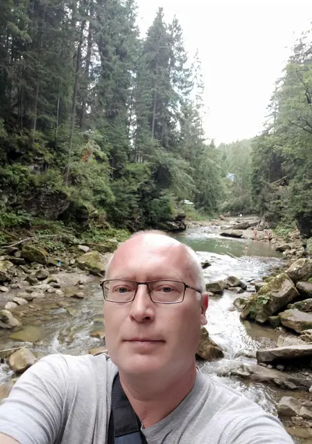 Сергей з Києва, шукаю на сайті знайомства без зобов'язань